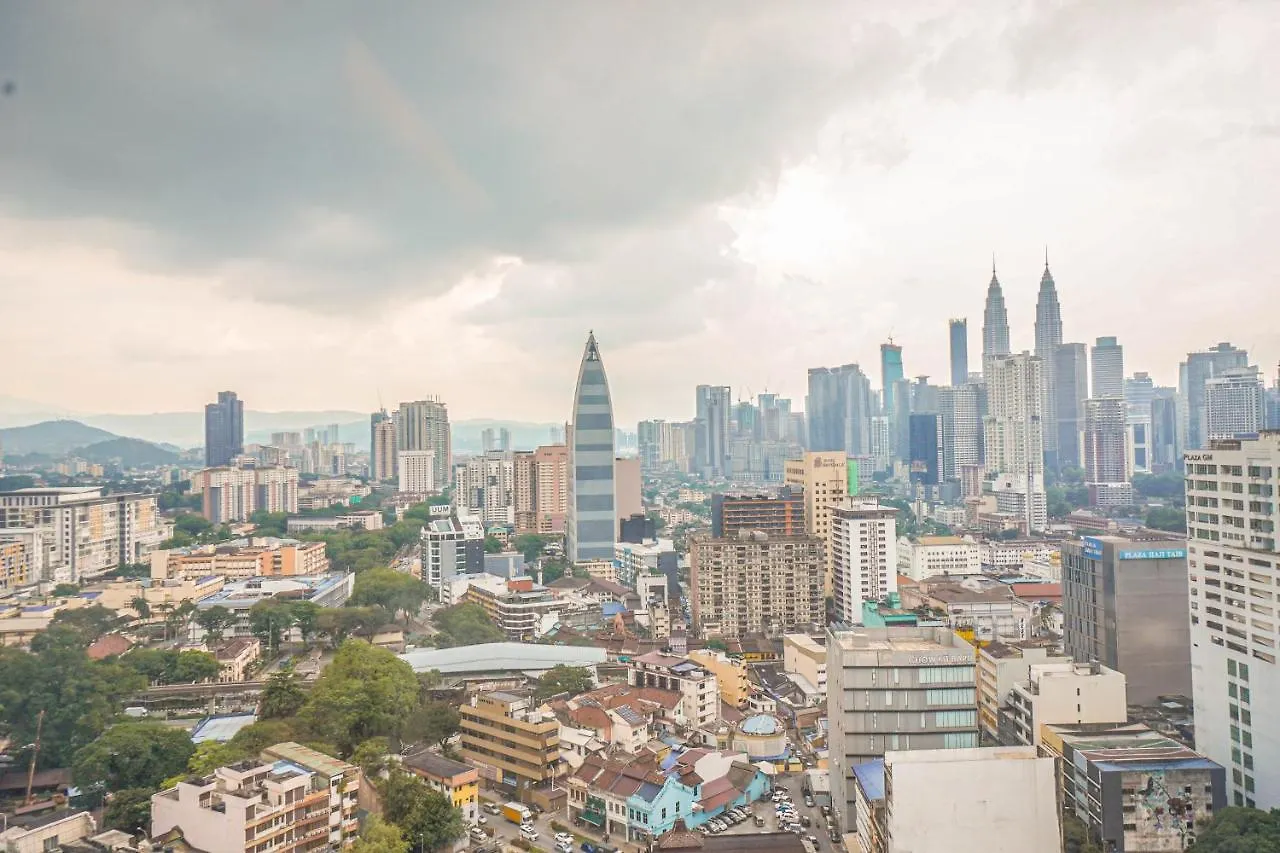 Chambers Suite Studio Klcc Pwtc By Unimax Kuala Lumpur Apartment